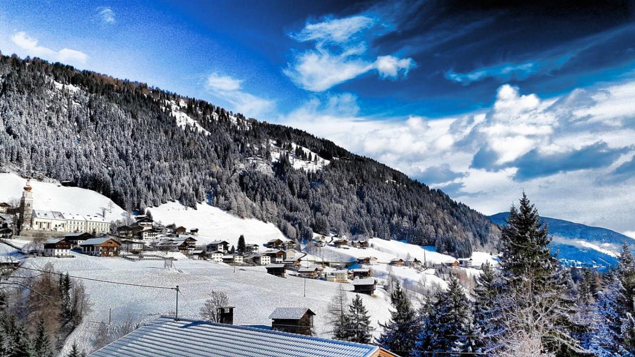 Gasthof Wacht Untertilliach エクステリア 写真